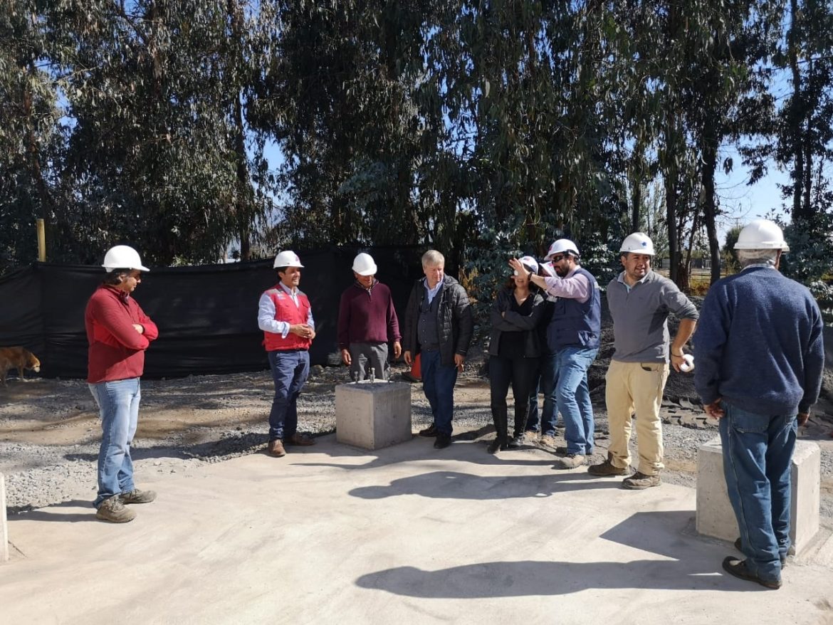 SEREMI del MOP inspeccionó trabajos en sistema de agua potable Potrero Grande de Curicó