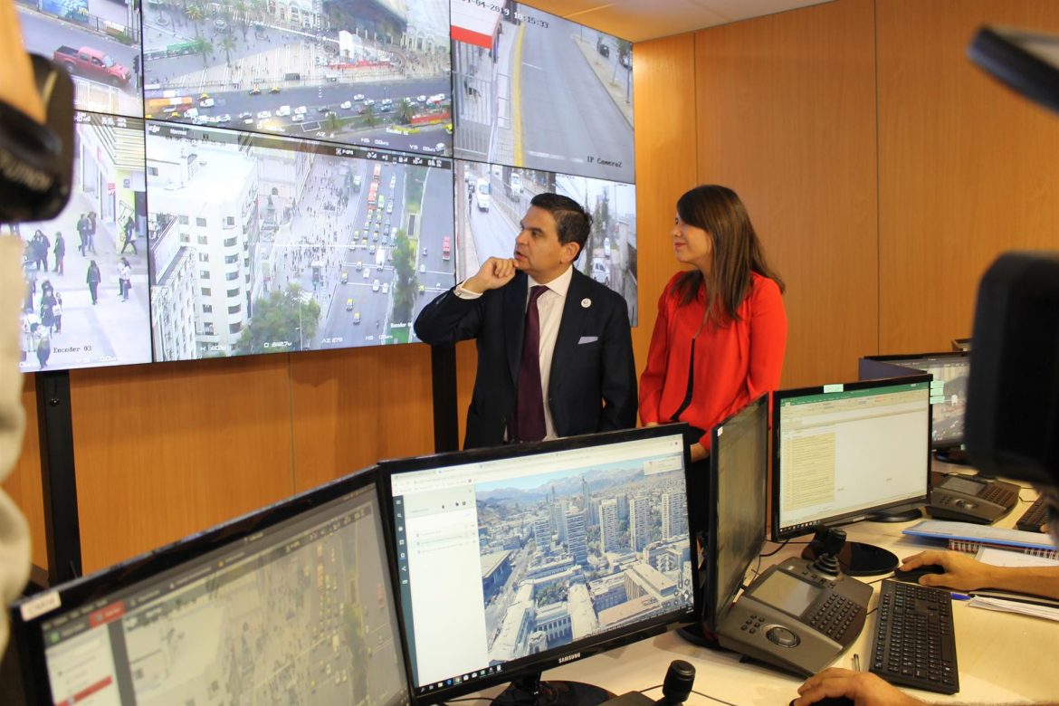 CPLT conoce detalles del sistema de Televigilancia Móvil