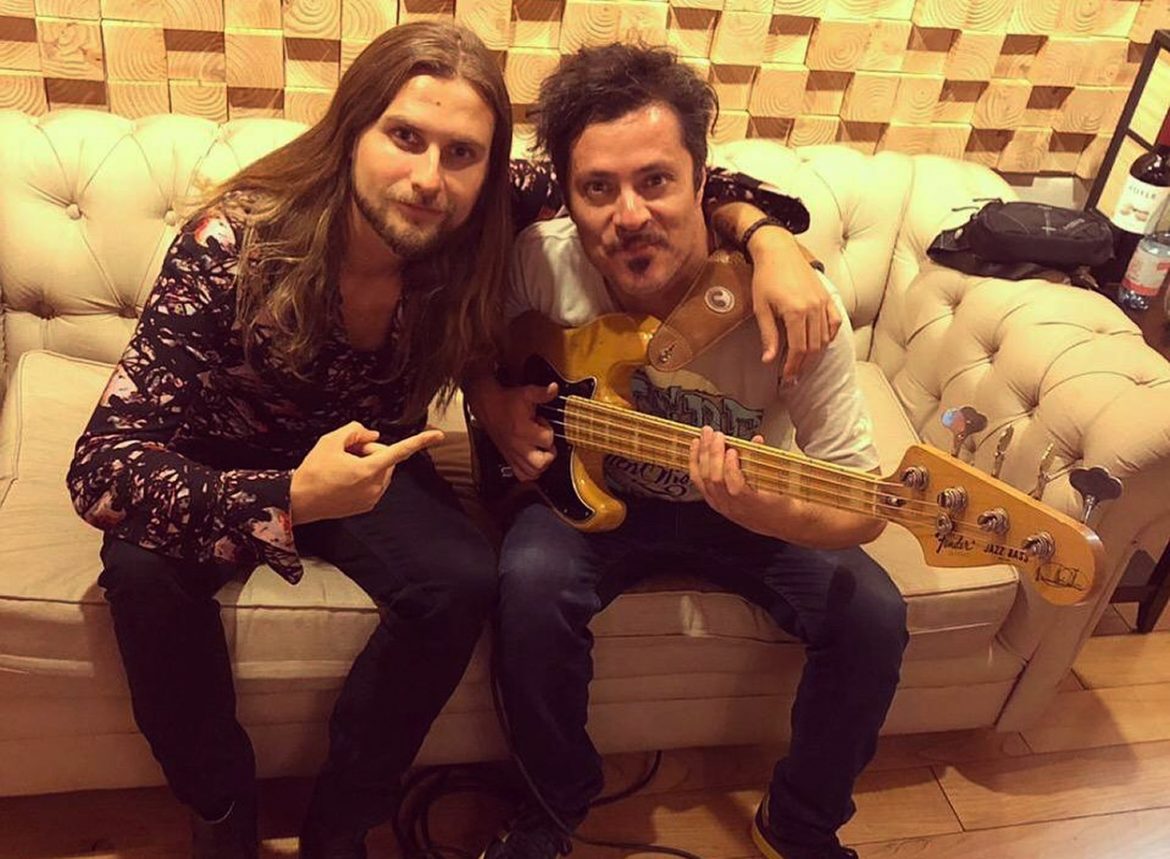 Crettino estrena su nuevo single “Contra la Corriente”