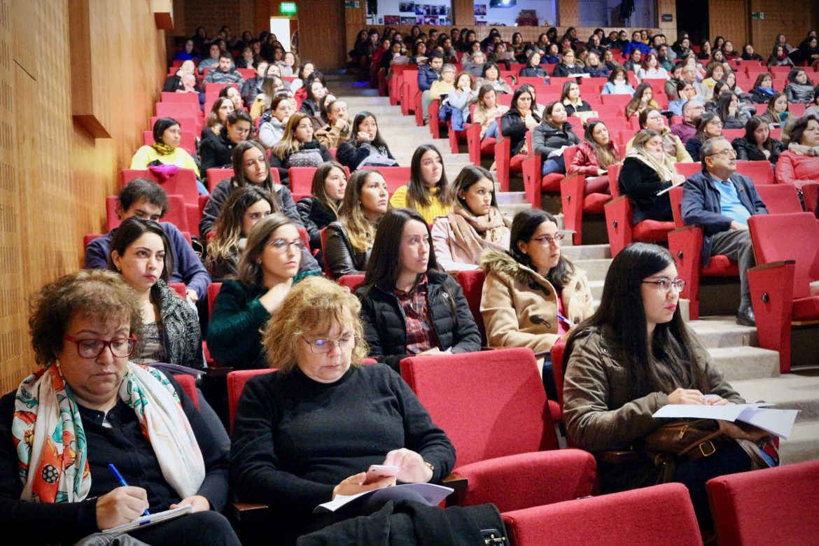 Exitosa jornada de educación para adolescentes en Curicó