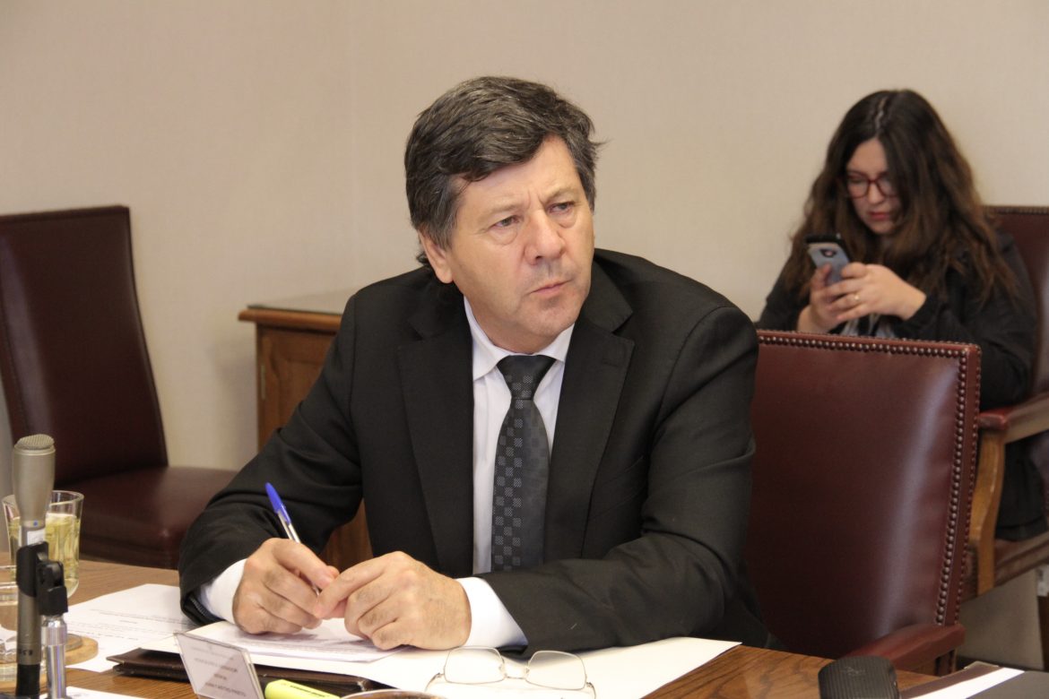 Columna senador Juan Castro:  ¿El corazón de Chile o una región marginada?