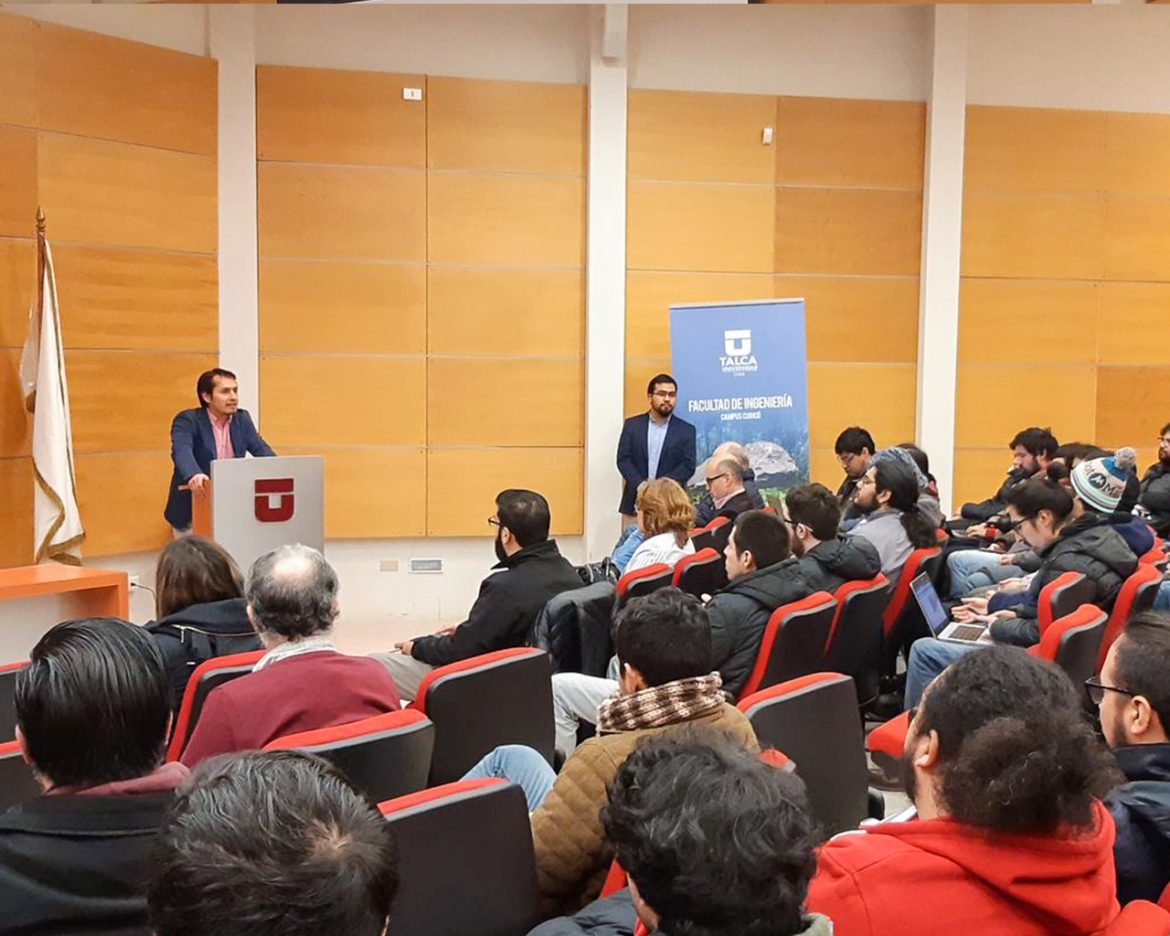 Expertos debatieron sobre Inteligencia Artificial en la UTALCA