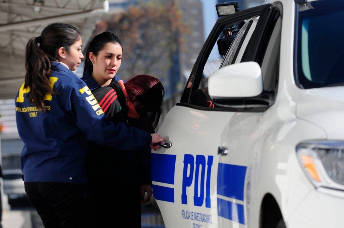 PDI detuvo a mujer imputada por drogar a víctima con burundanga para robarle en motel