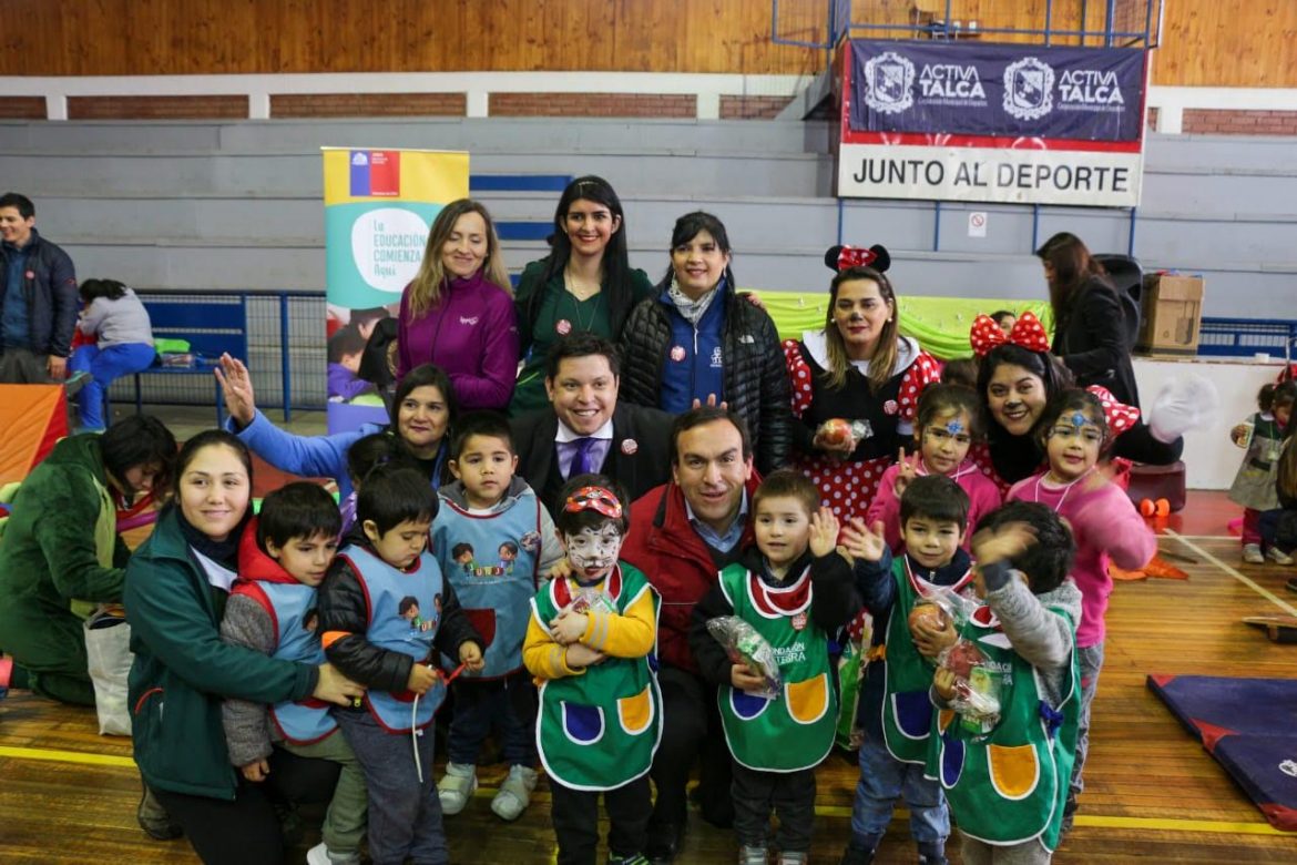 Con más de 300 niños de jardines infantiles Gobernación de Talca celebró el Día del Niño