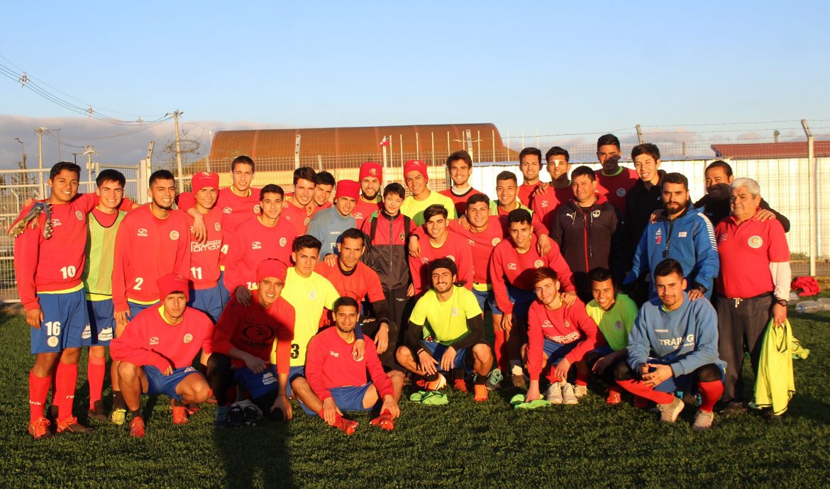 Este sábado Deportes Linares se enfrenta a Municipal Santiago