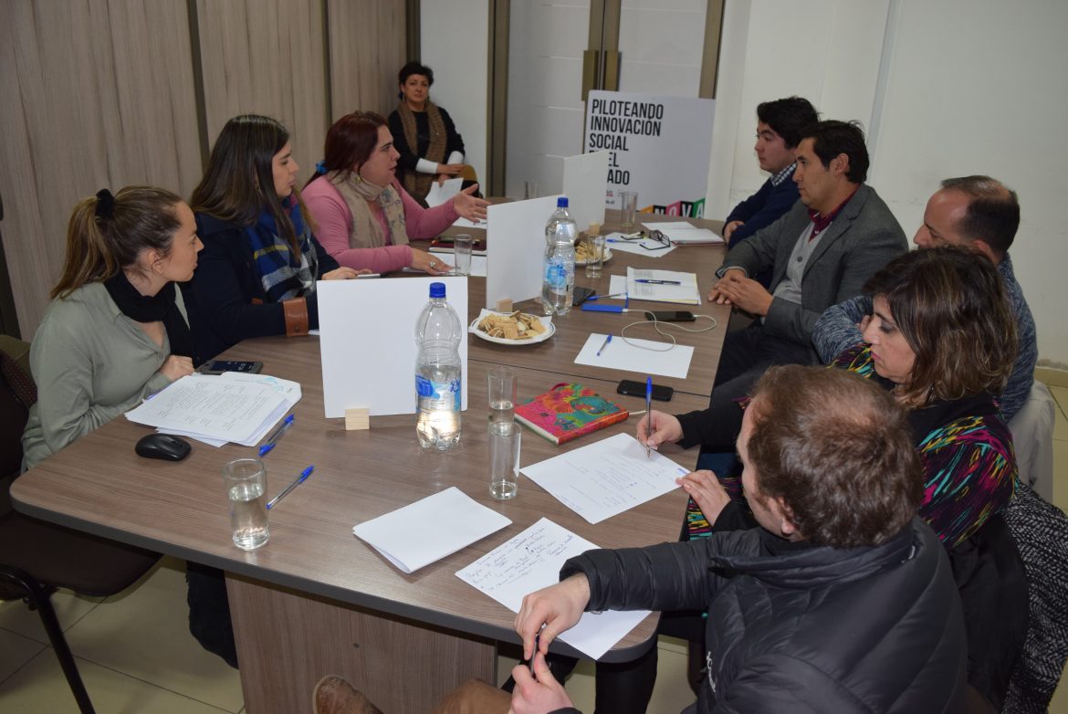 Preseleccionan innovadores proyectos que resolverán problemáticas de desempleo, analfabetismo y violencia contra la mujer