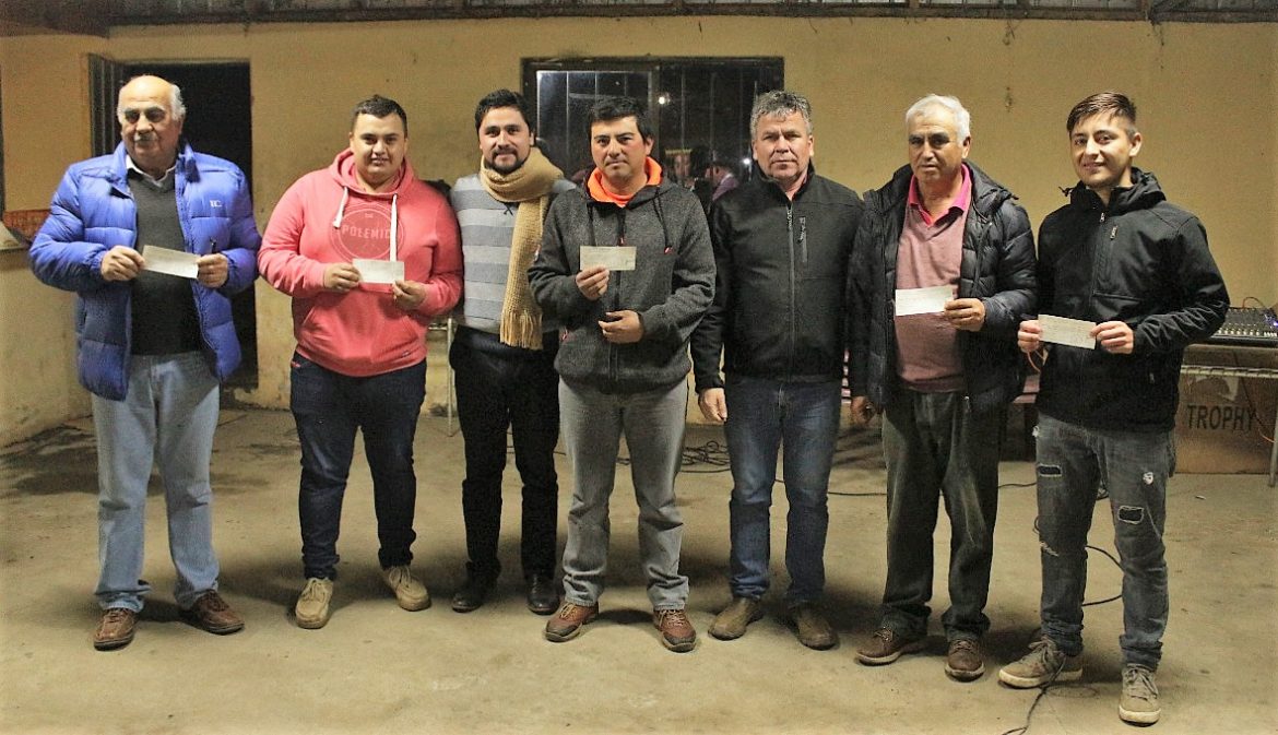 23 clubes de fútbol recibieron subvención municipal en Colbún