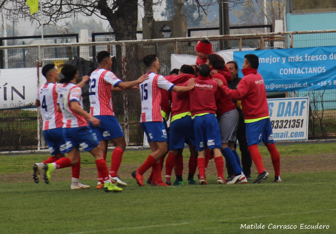 Deportes Linares se consolidó en la punta luego del triunfo frente a Rengo en la Tercera A
