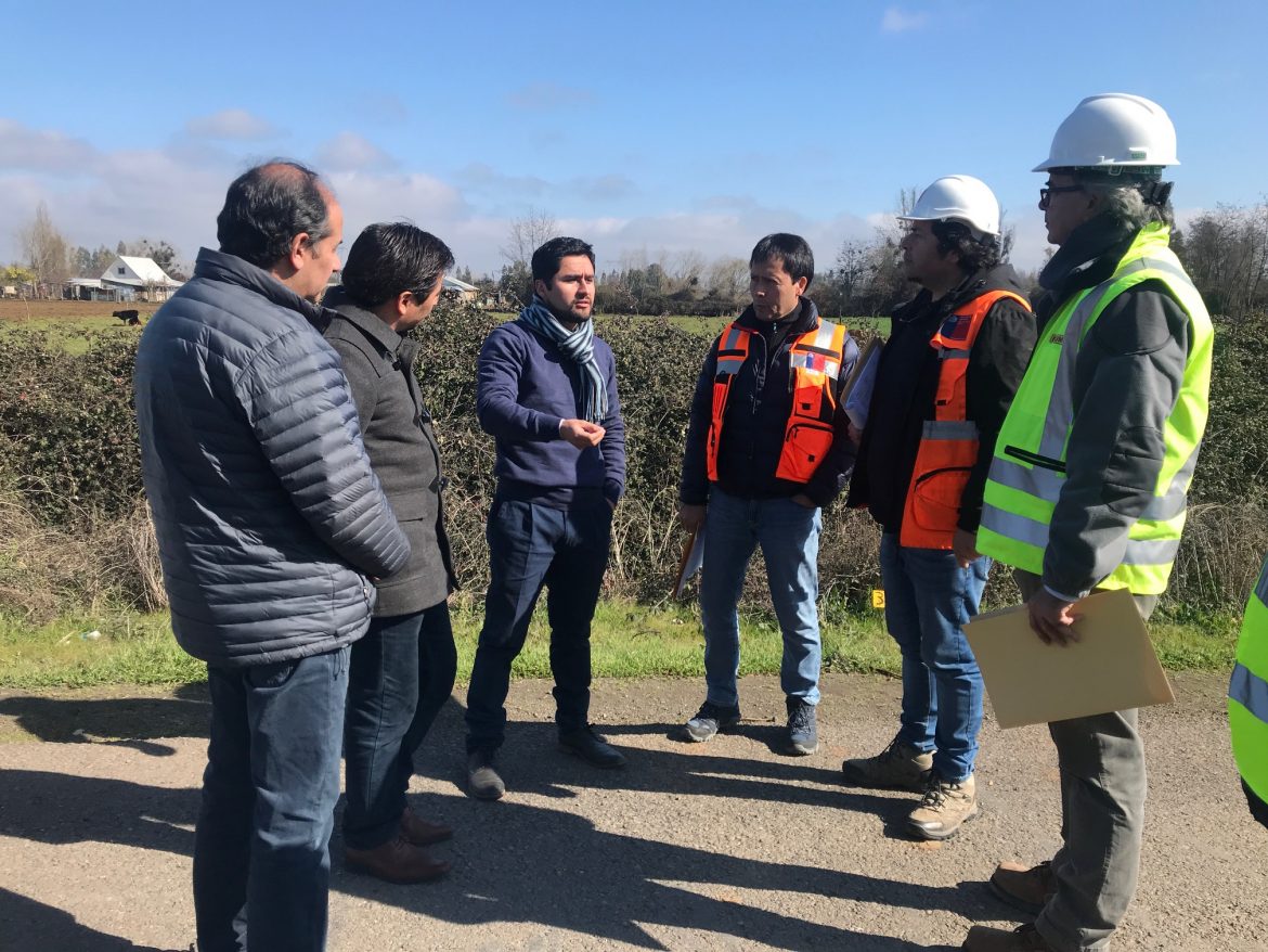 Colbún: Rápidamente avanzan las obras de asfalto de la ruta CM7 en Colbún