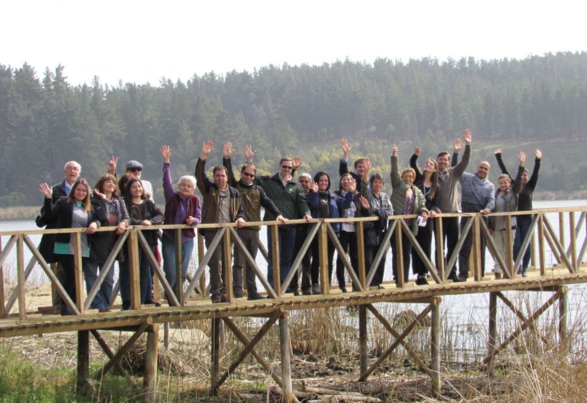 Ministerio del Medio Ambiente entrega recursos para restaurar humedal en Vichuquén