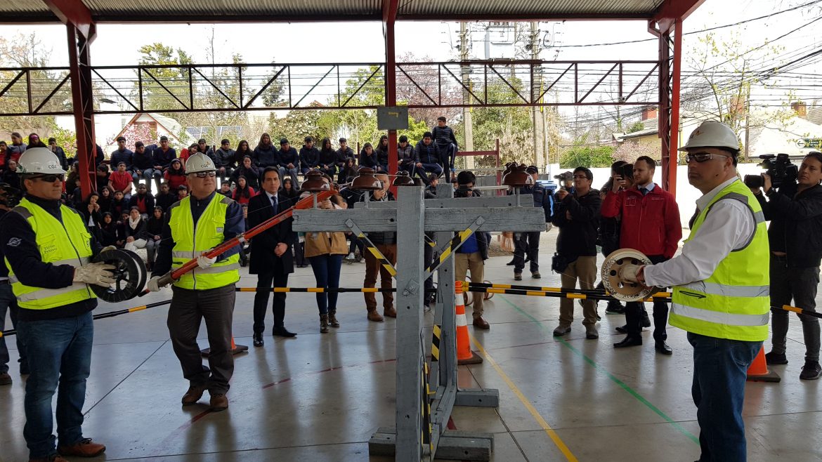 La campaña ‘Todos por un 18 seguro para un 18 feliz” dio el punta pie inicial en la celebración de unas Fiestas Patrias sin accidentes