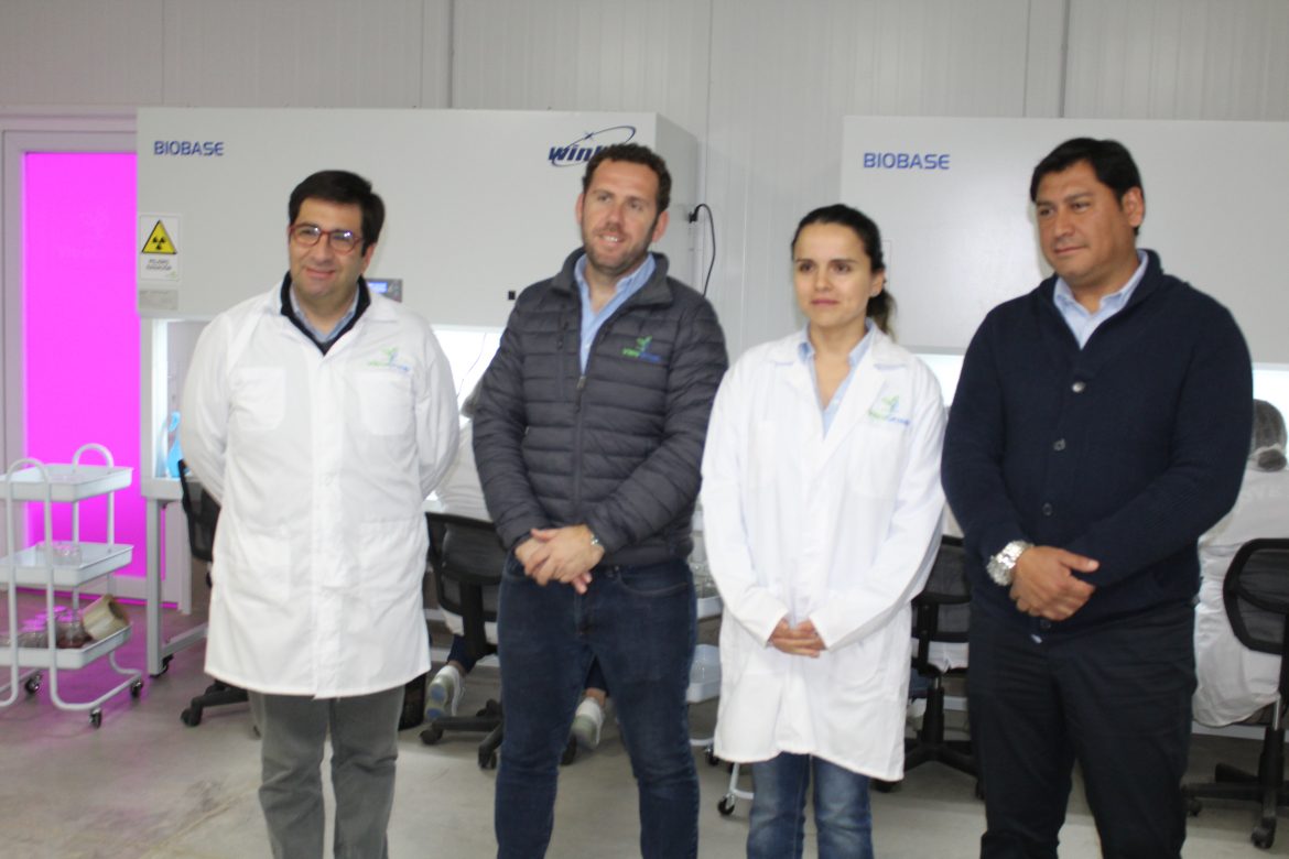 Alcalde de Pelarco destacó innovador Laboratorio Agrícola instalado en la comuna