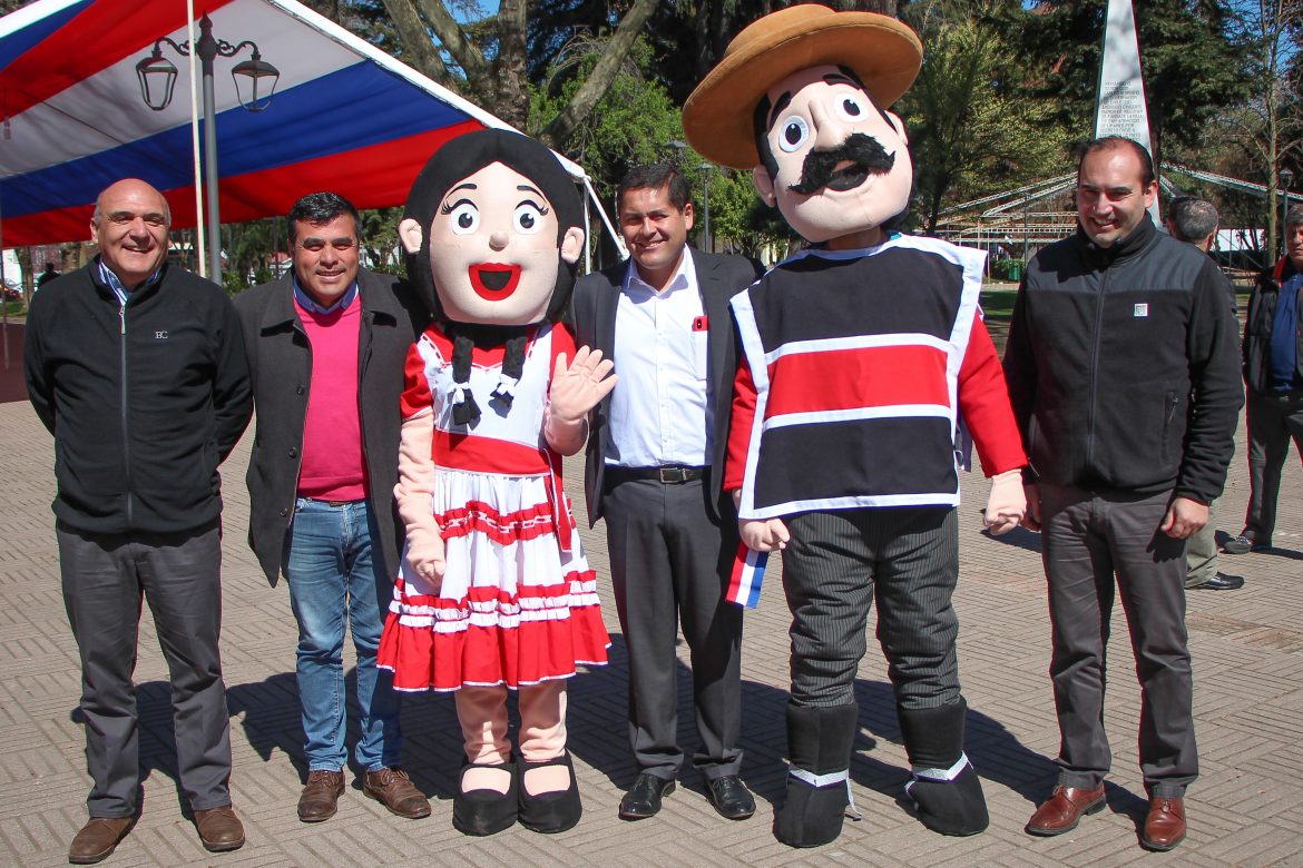 Linares :  El Huaso Ambrosio y la Chabela llegan a la Fiesta de la Chilenidad 2019