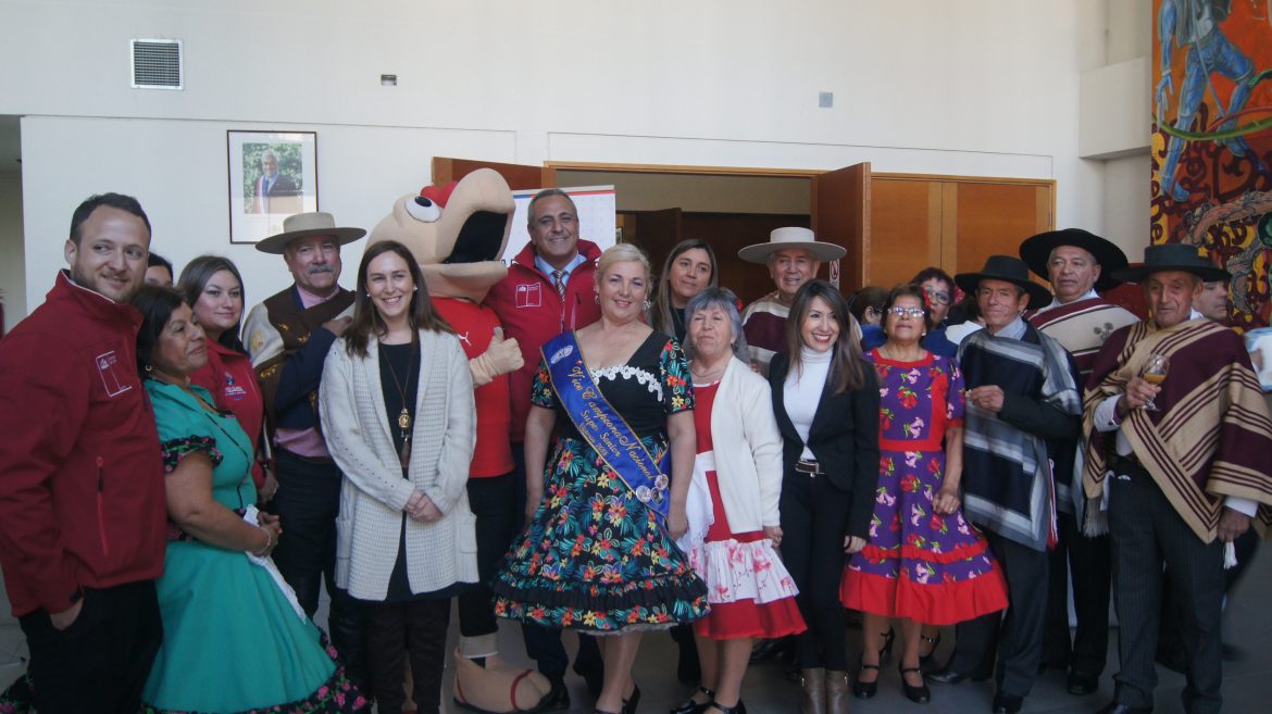Con esquinazo en la Intendencia del Maule lanzan Campeonato Regional de Cueca para Adultos Mayores  2019