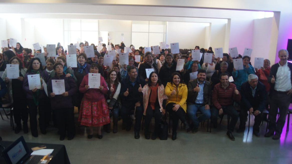 PRODEMU MAULE CERTIFICA A 150 MUJERES DE LA PROVINCIA DE CAUQUENES