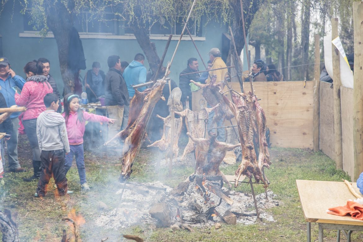 ESTE SÁBADO LA ESCUELA DE SAN JUAN REALIZARÁ 2° VERSIÓN DE LA FIESTA DEL CORDERO AL PALO