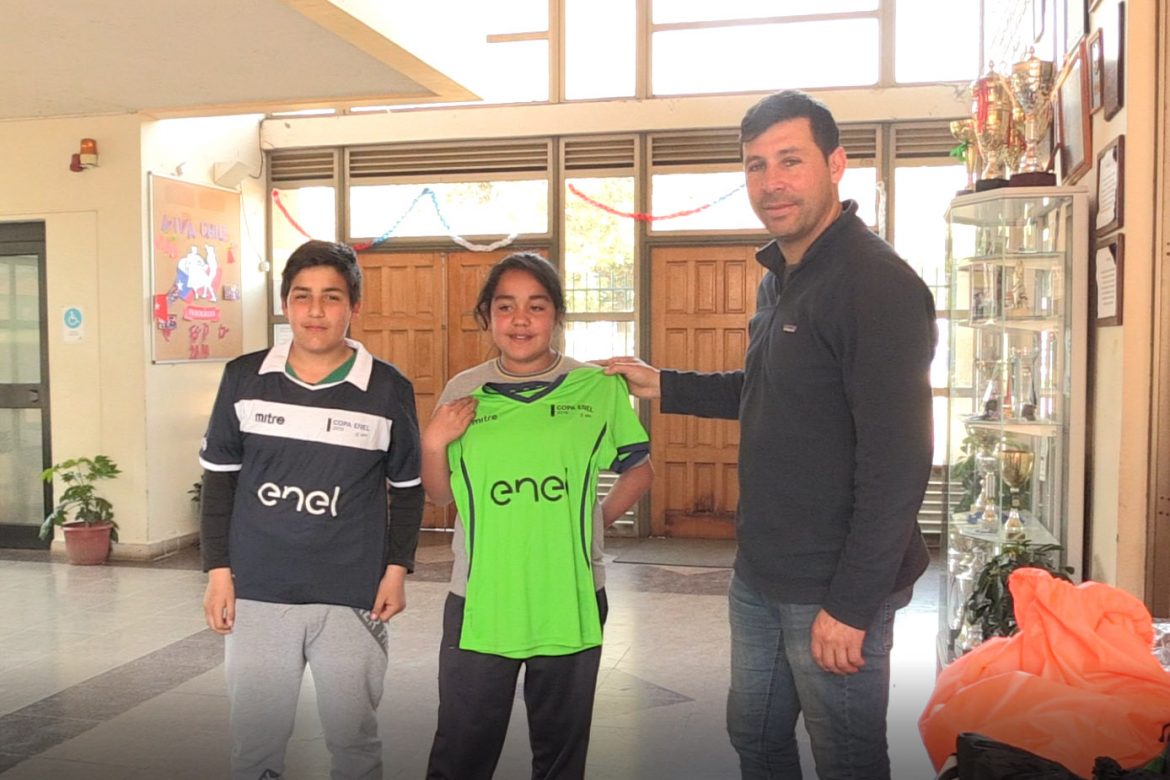 Históricos de Colo Colo inaugurarán la Copa Enel en Colbún