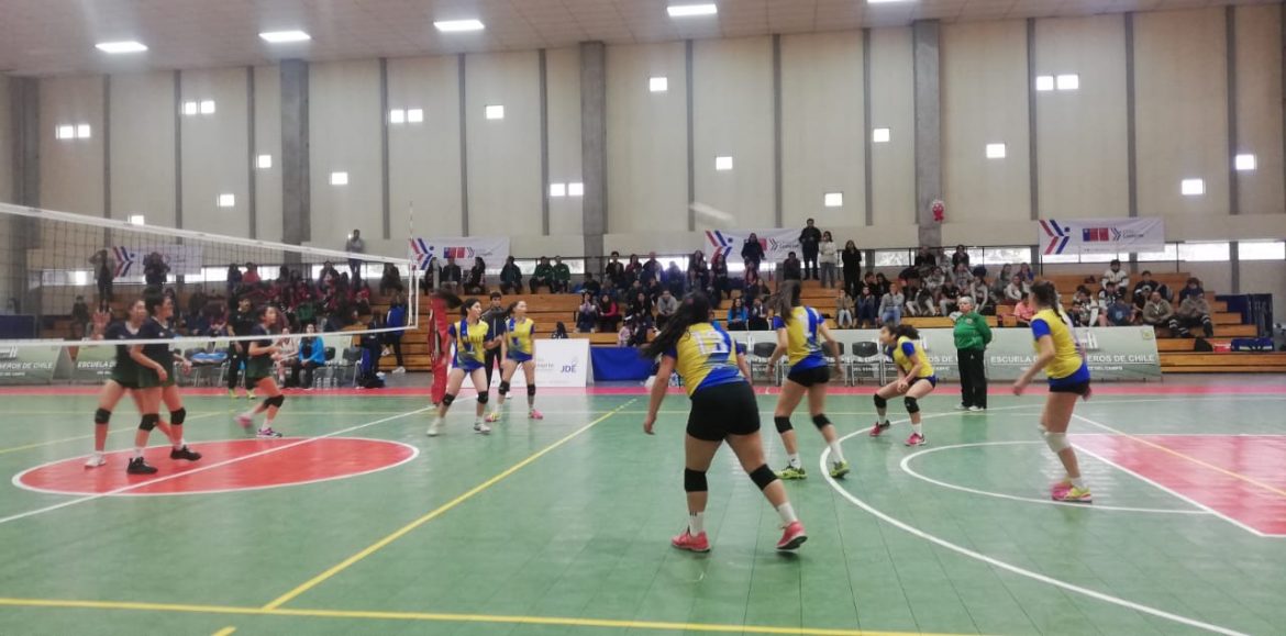 LINARES ES FINALISTA DEL VOLEIBOL FEMENINO EN JUEGOS DEPORTIVOS ESCOLARES