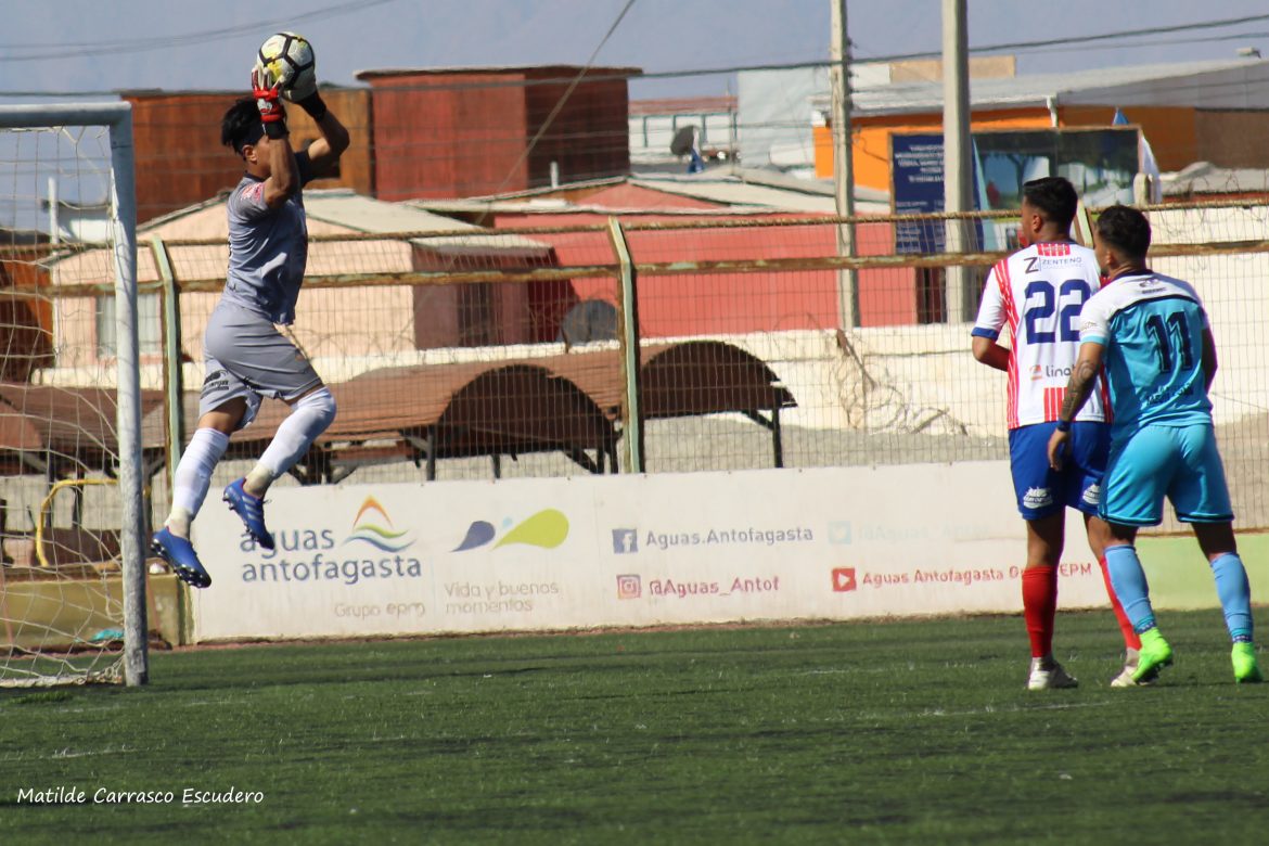 Deportes Linares enfrenta a Rancagua Sur este sábado en el Tucapel Bustamante Lastra
