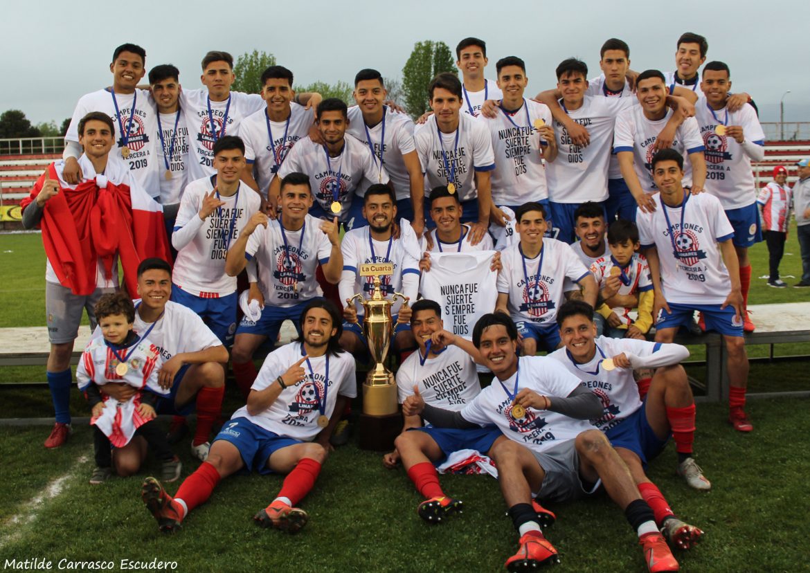 Deportes Linares es el campeón de la Tercera A