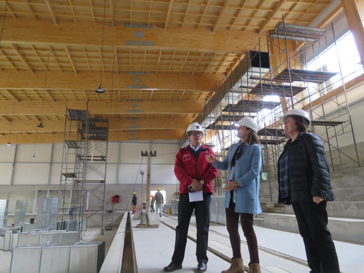 70 % DE AVANCE PRESENTA CONSTRUCCIÓN DE PISCINA TEMPERADA DE TALCA