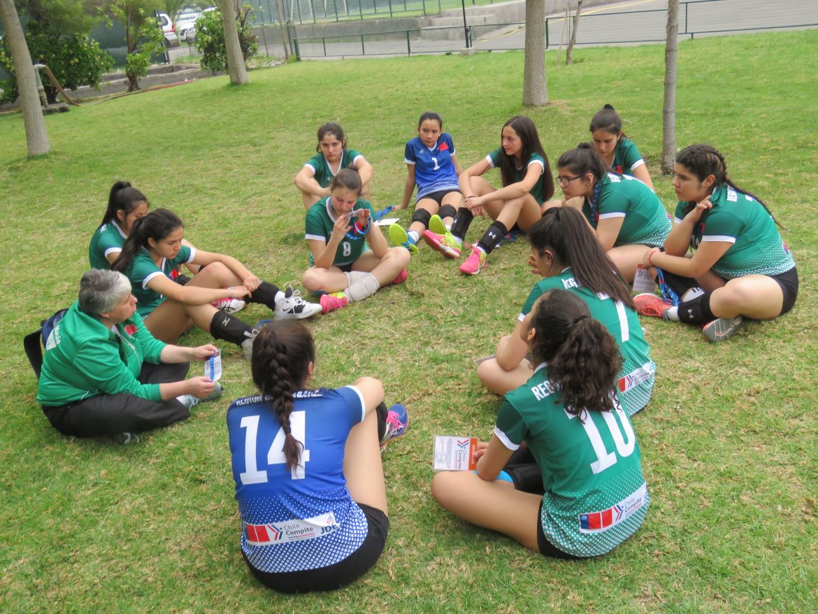 PLATA OBTUVO LA REGIÓN DEL MAULE EN VÓLEIBOL FEMENINO QUE CLAUSURÓ LOS JUEGOS ESCOLARES