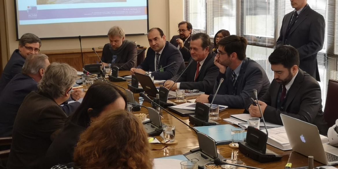 linares Buscamos una real integración”