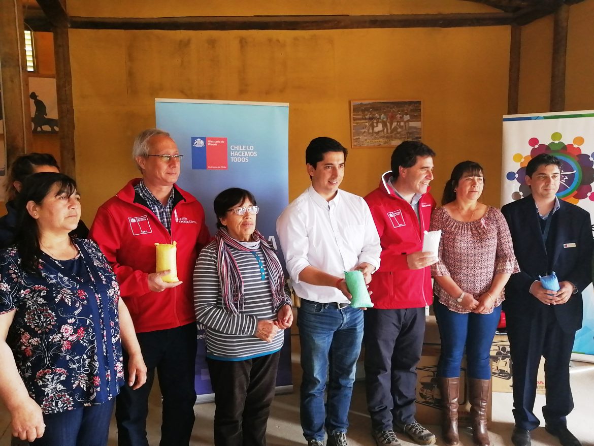 Ministerio de Minería entrega fondos por primera vez en la historia a salineras y salineros de la Región del Maule