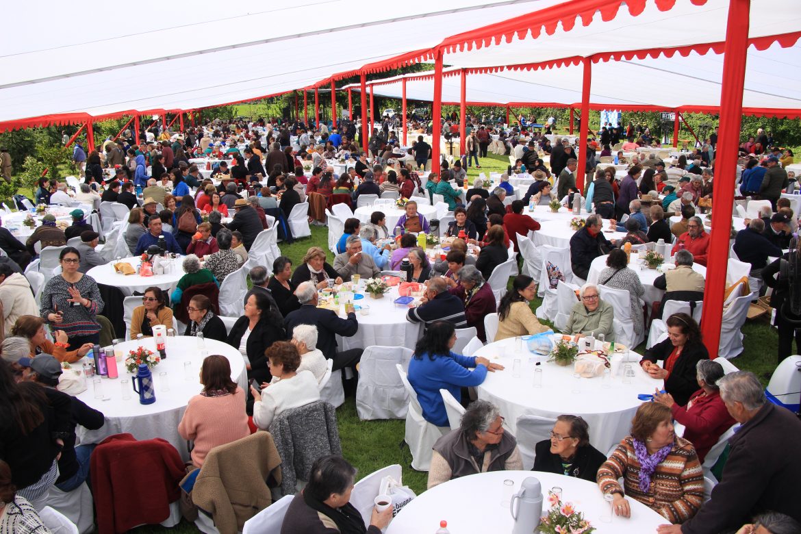 Encuentro de Adultos mayores en San Javier lograr record de asistencia en su tercera versión