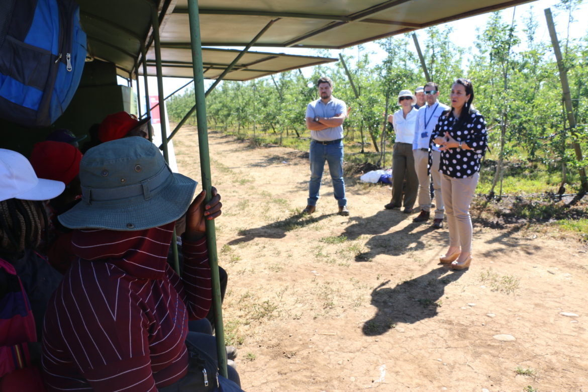 Seremi de Salud realizó prevención de hanta con estudiantes y trabajadores agrícolas
