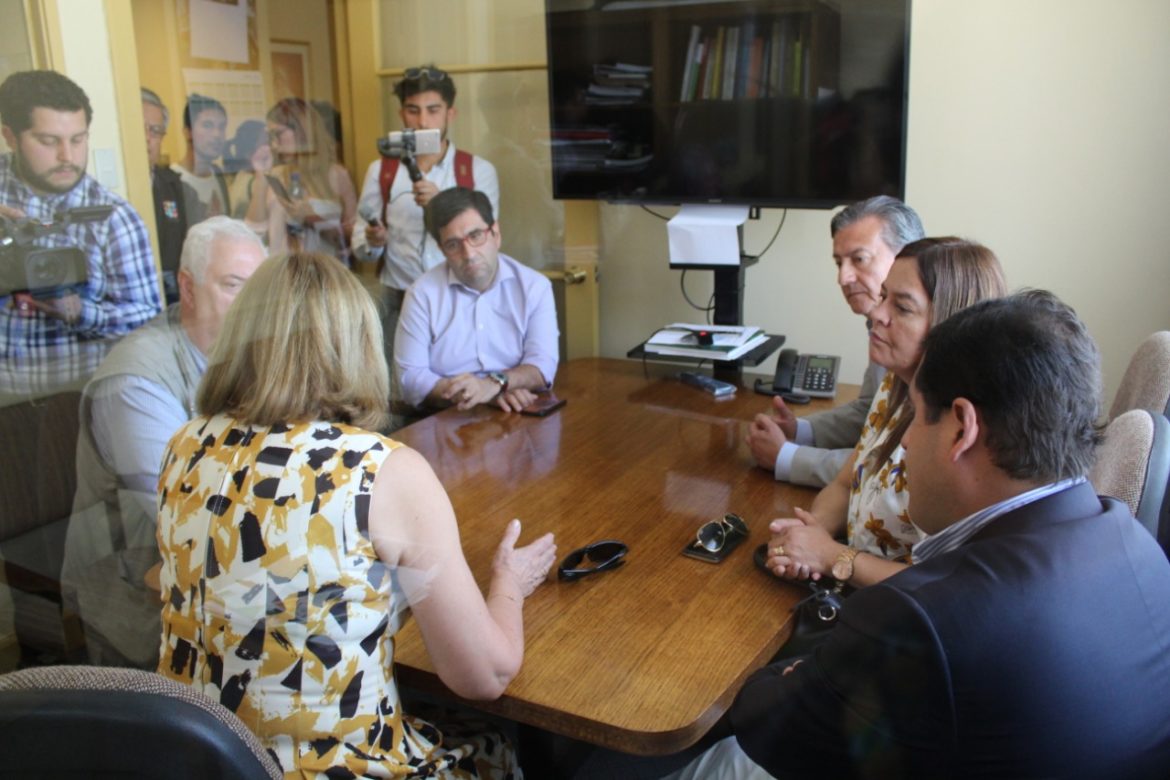 Consulta Ciudadana: Alcaldes del Maule se reunieron con Servel para definir mecanismos