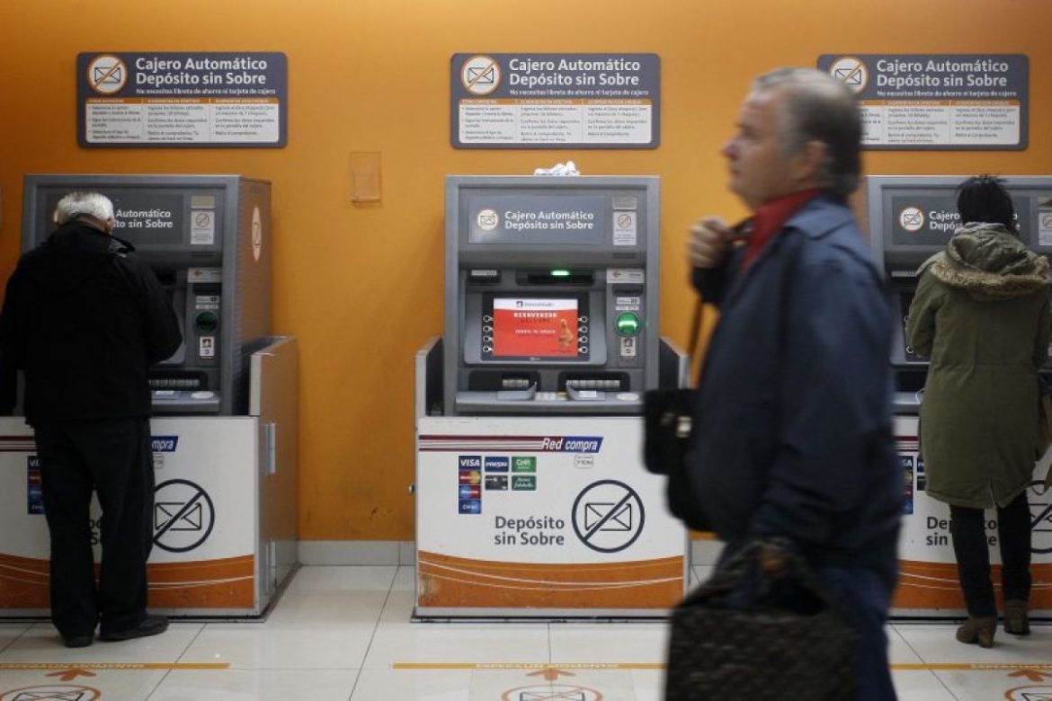 CARABINEROS DETIENE A BANDA DE DELINCUENTES POR MANIPULACIÓN DE CAJEROS AUTOMÁTICOS EN LONGAVI.