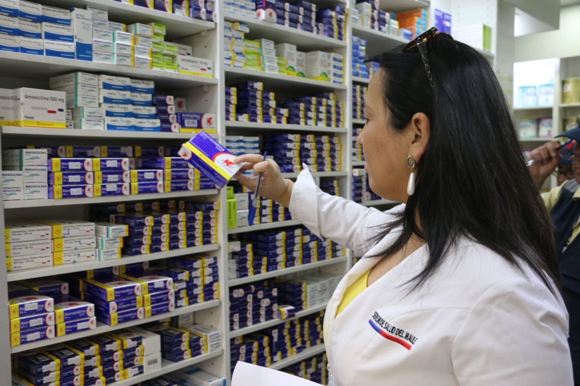 Seremi de Salud llama a “Exigir el Amarillo” en farmacias