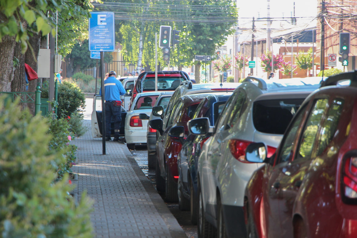 Linares Municipalidad buscará que cobro de parquímetros beneficie a instituciones sociales