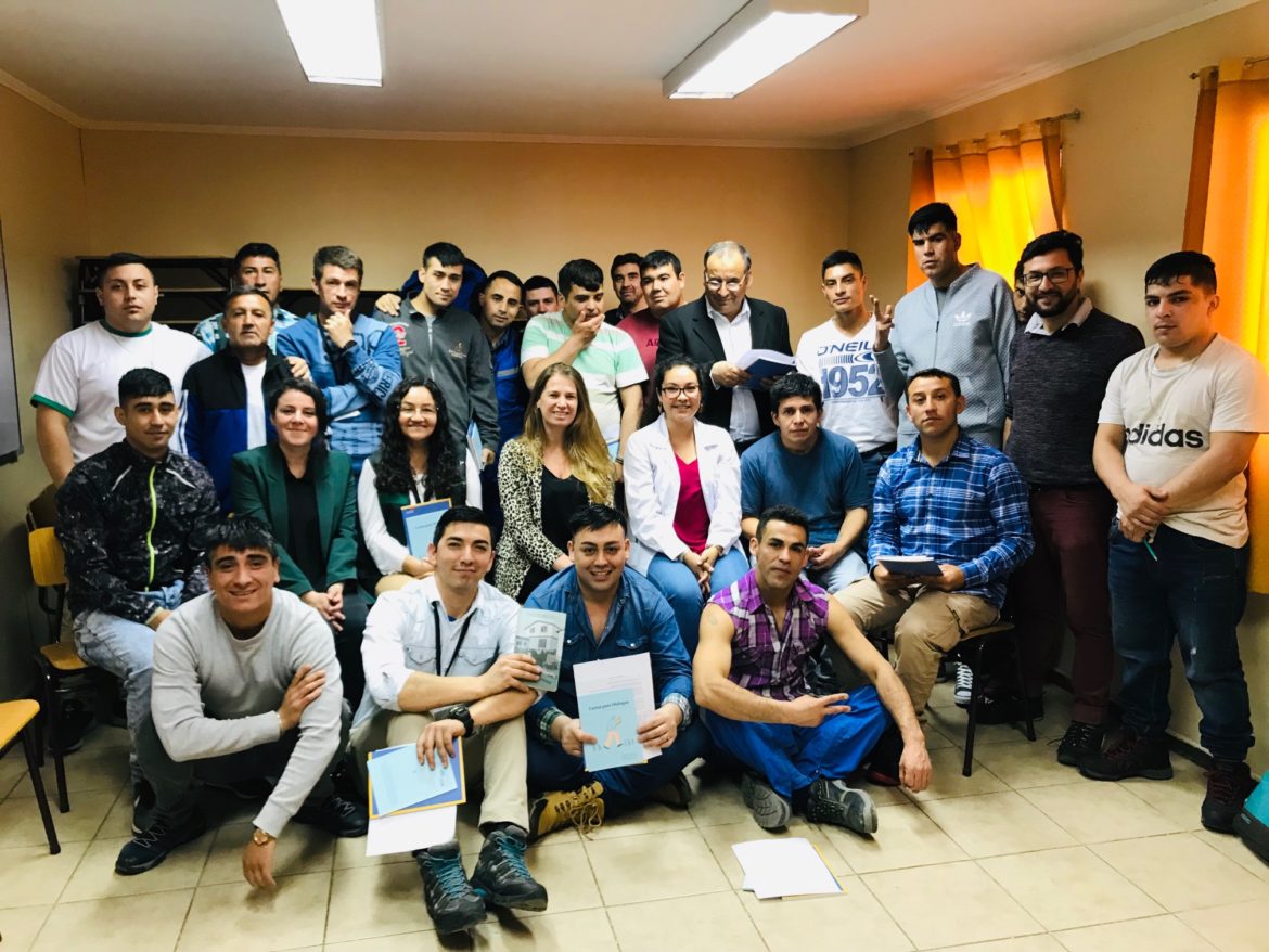 Liceos y espacios no convencionales de la lectura se sumaron a Diálogos en Movimiento 2019