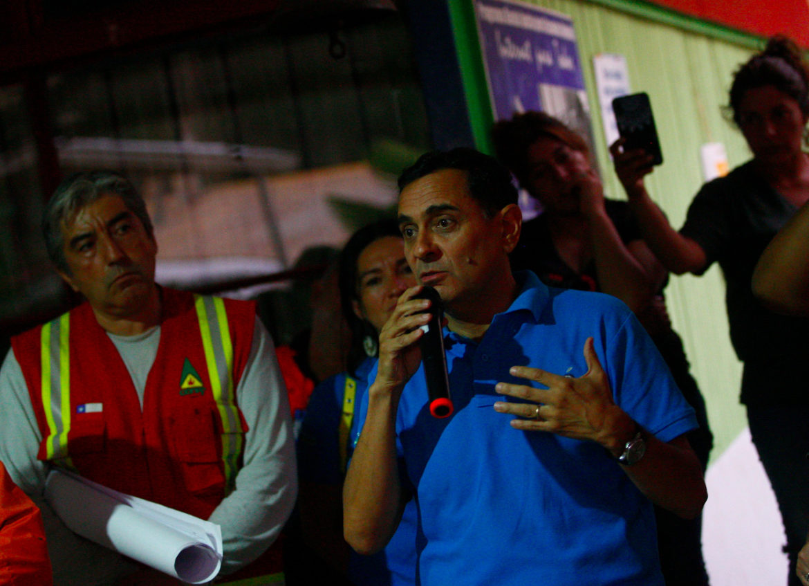 Alcalde de Curicó, Javier Muñoz solicitó declarar zona de catástrofe por incendio forestal