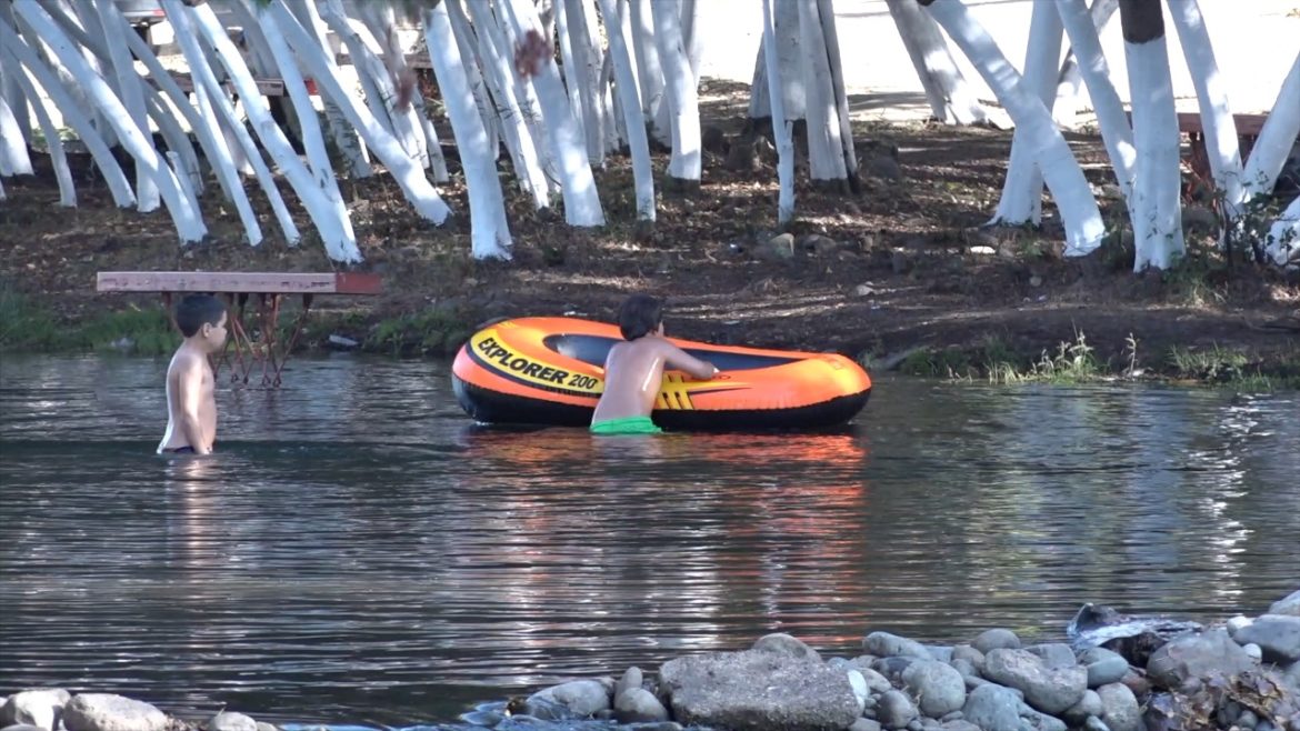 Mejoran instalaciones del “balneario popular” en Linares