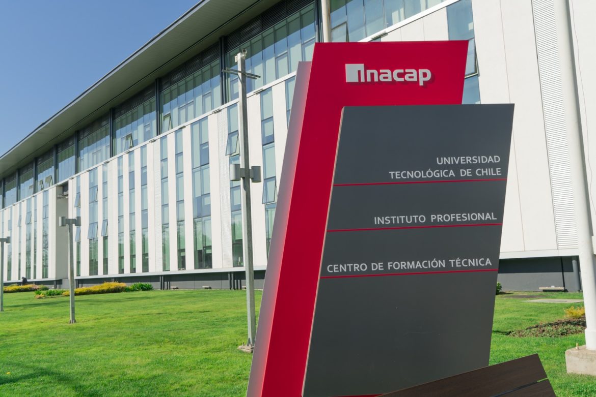 Inacap Talca entrega a sus estudiantes listado de contactos de la sede
