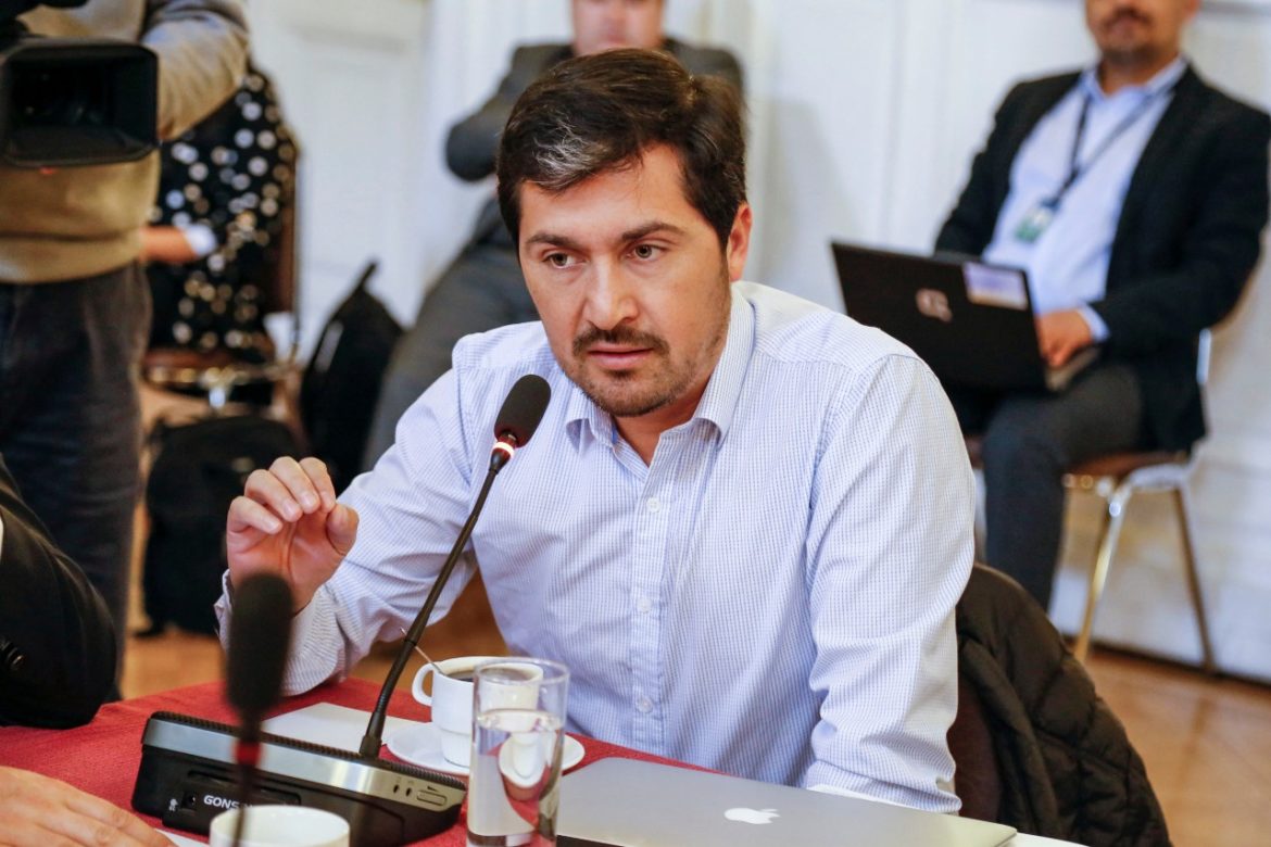 Diputado Hugo Rey por aumento de casos en la región: “solicitamos al  Ministerio de Salud que decrete cuarentena total”