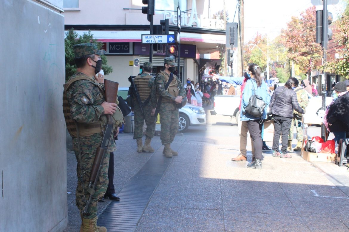 Llegan a Curicó más militares para control de medidas preventivas