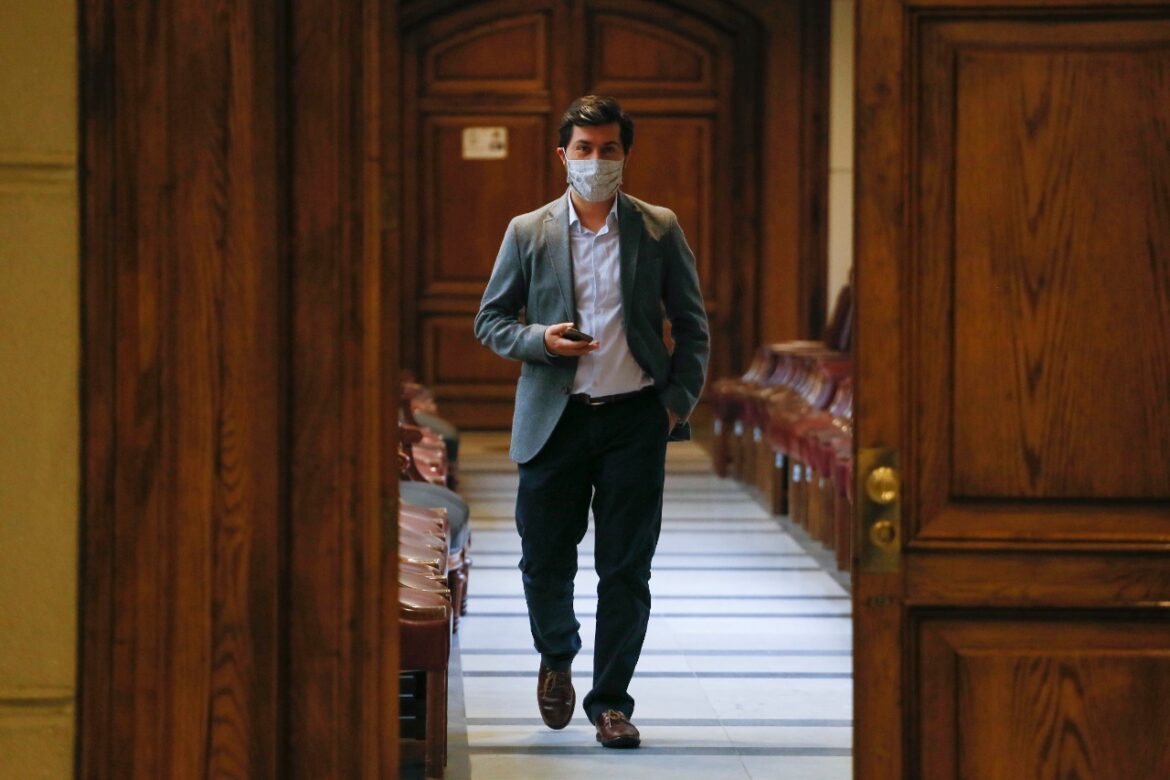 Hugo Rey: “Los ciudadanos tienen que pedir explicaciones a los senadores que votaron en contra de las mujeres”