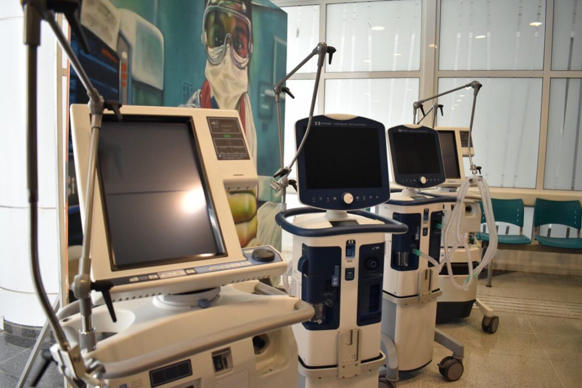 Se suman 10 nuevos ventiladores mecánicos al Hospital Regional de Talca