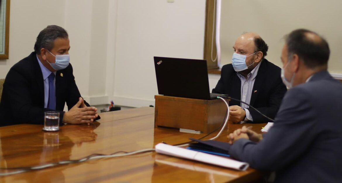 MOP autoriza puente mecano de Chanquicó y reparará 16 puentes en San Javier