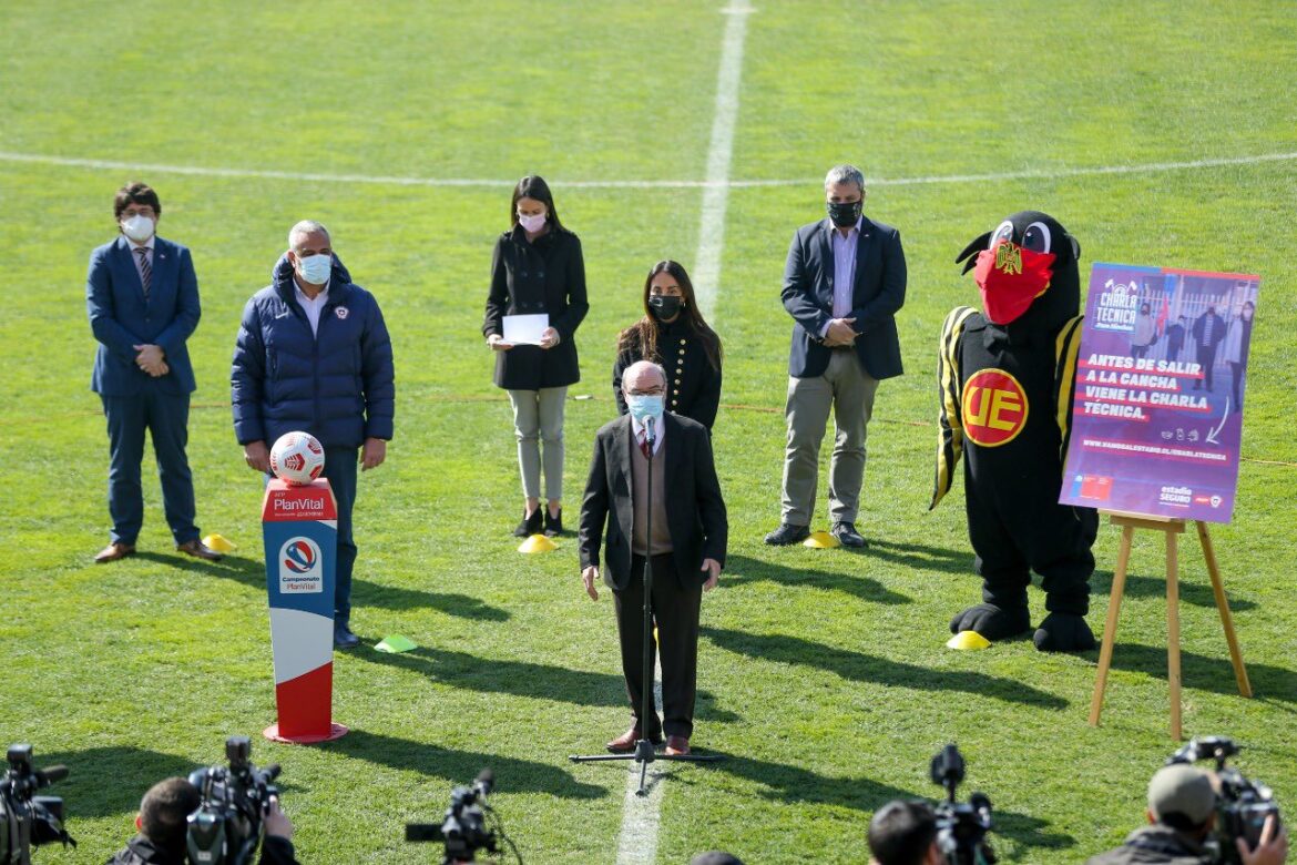 Se confirma el retorno de los hinchas a los estadios