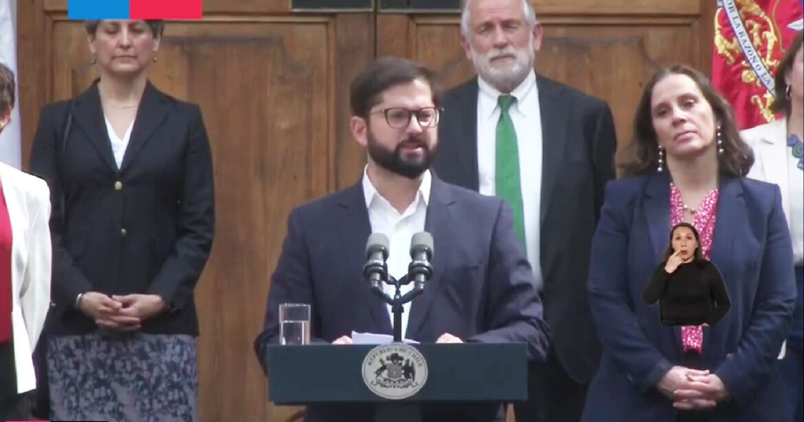 Presidente nombra a seis nuevos ministros en su gabinete