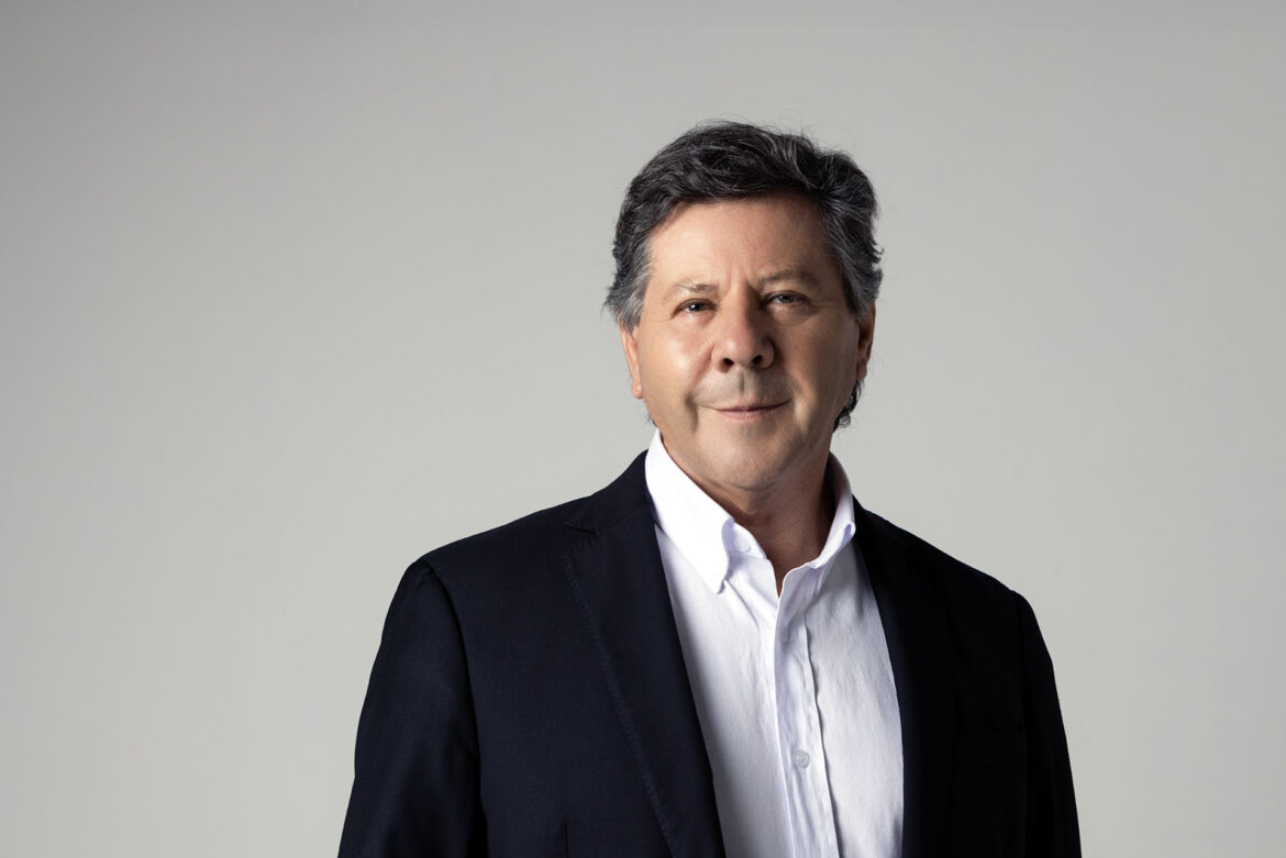 Senador del Partido Social Cristiano Juan Castro exige fiscalización por vertedero ilegal en La Ballica, Linares